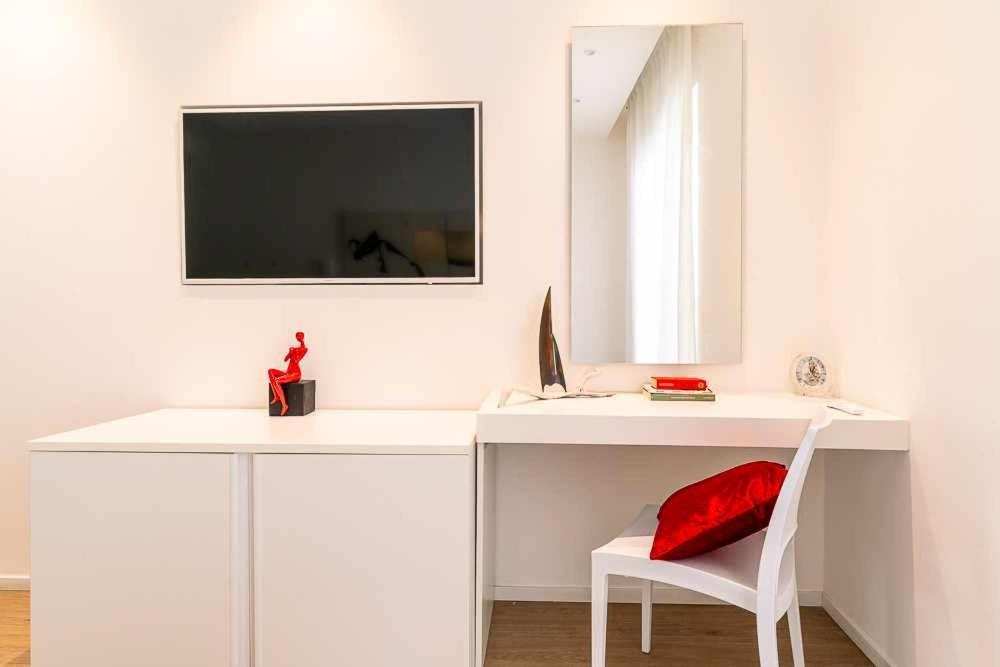 Ceo Luxury Suite Di กาญารี ภายนอก รูปภาพ