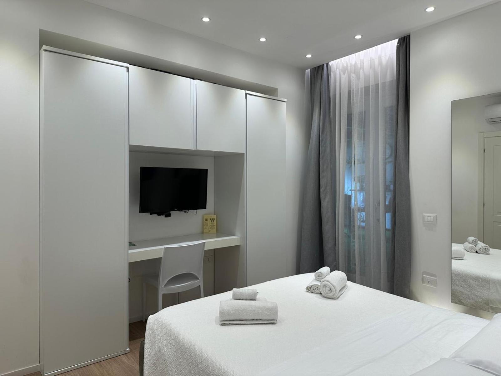 Ceo Luxury Suite Di กาญารี ภายนอก รูปภาพ